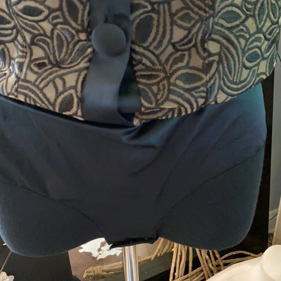 🌞🌞Gorgeous bodysuit - Picture 2 of 6